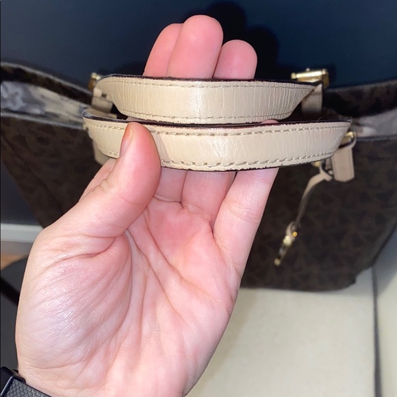 Michael Kors big tote - Picture 2 of 4